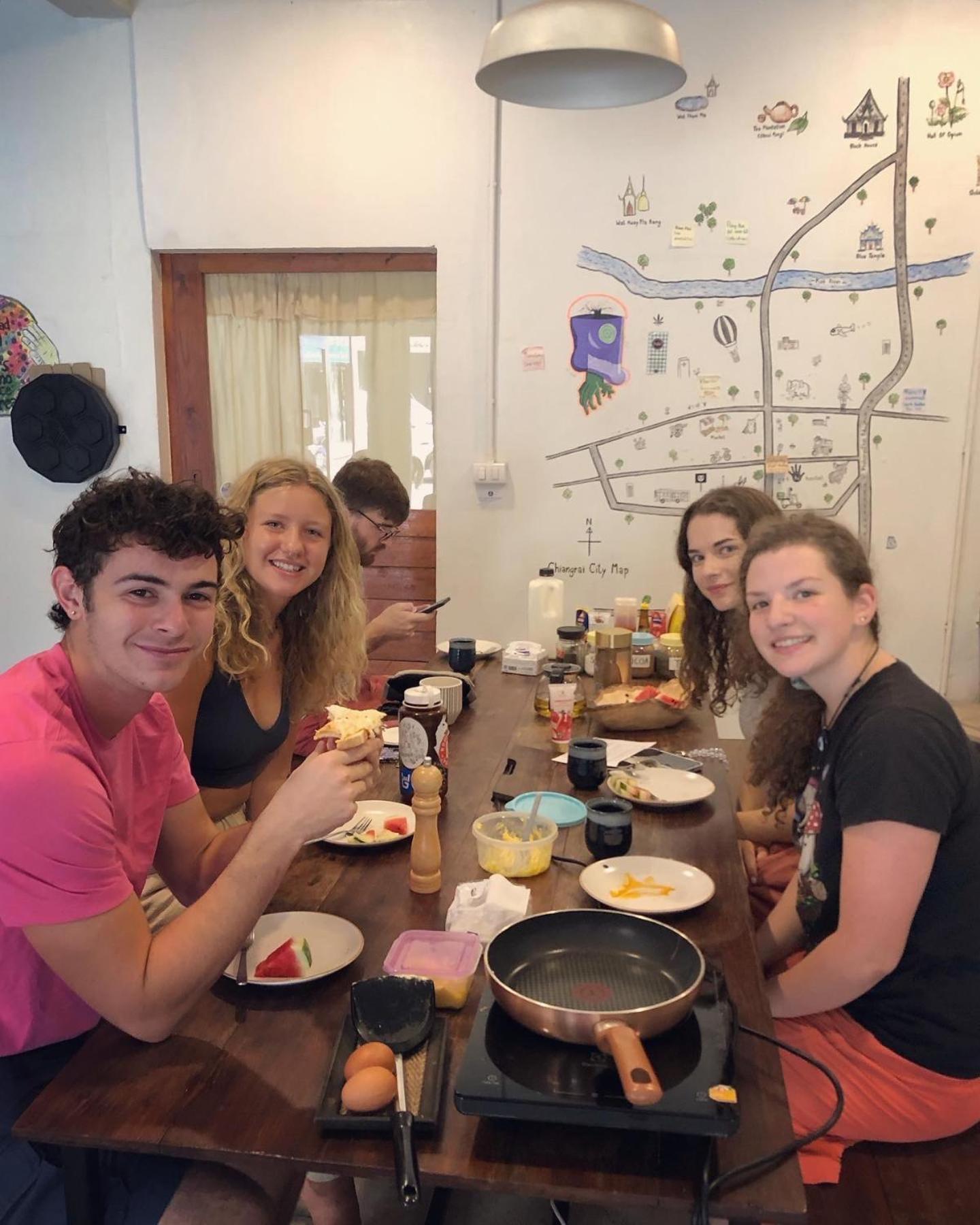 Together Backpackers Hostel تْشينيغْرايْ المظهر الخارجي الصورة